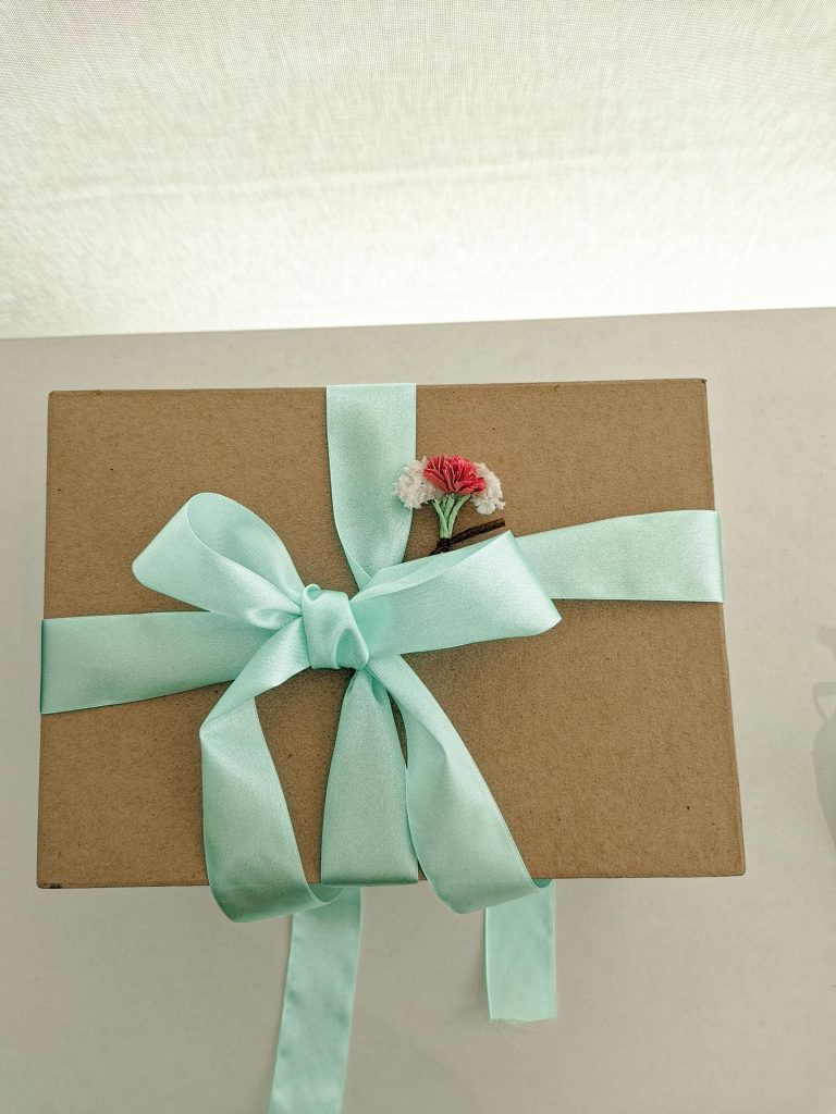 decorate curated gift box