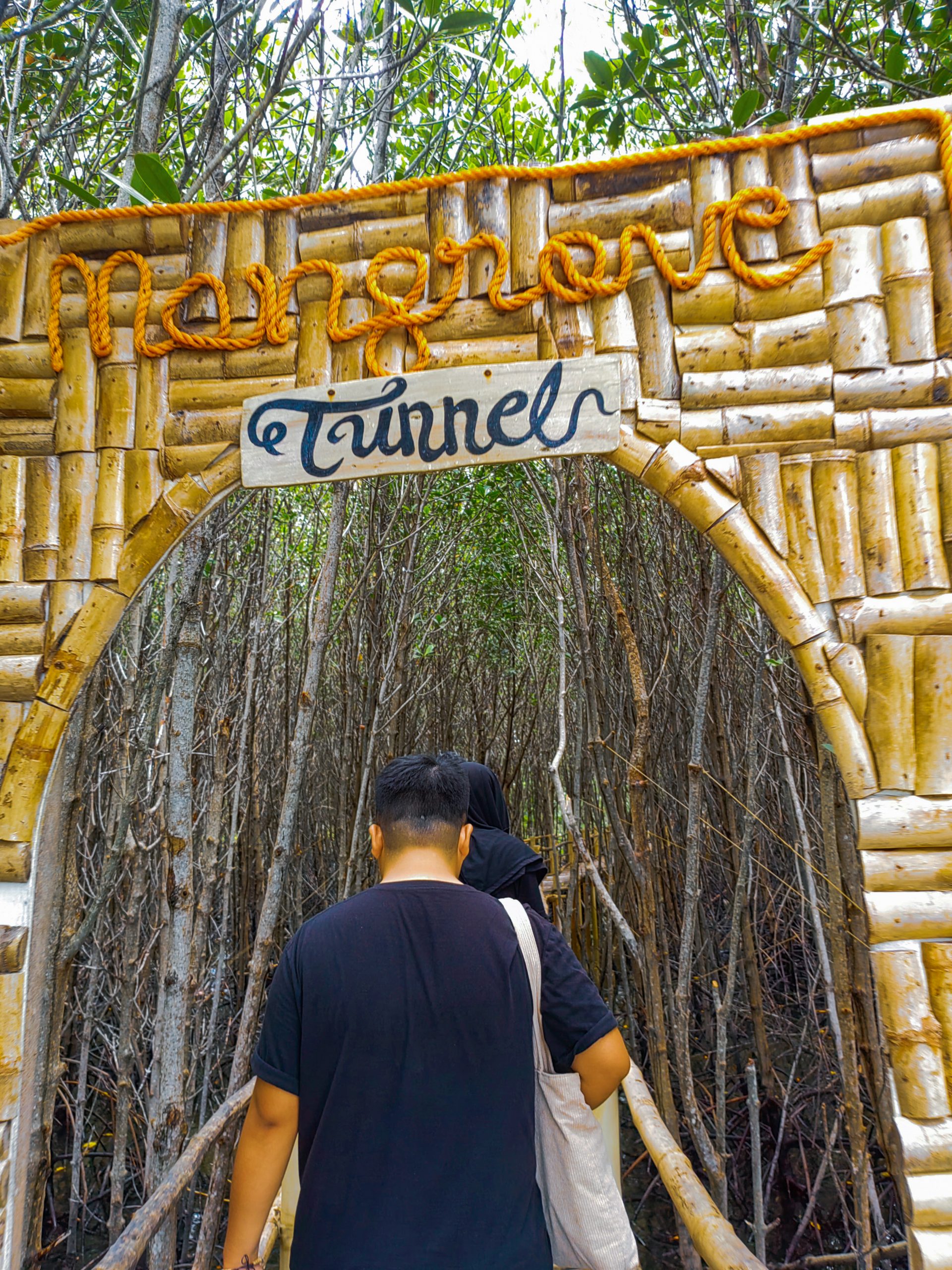 vacation in bantayan island, Mangrove tunnel